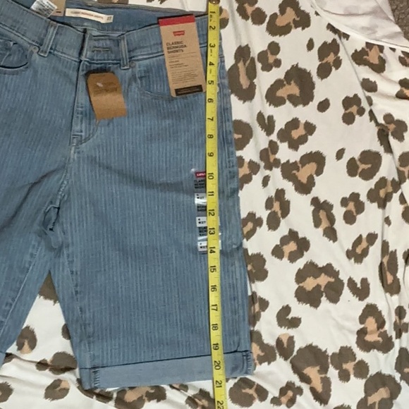 Levi classic Bermuda shorts - Picture 9 of 10